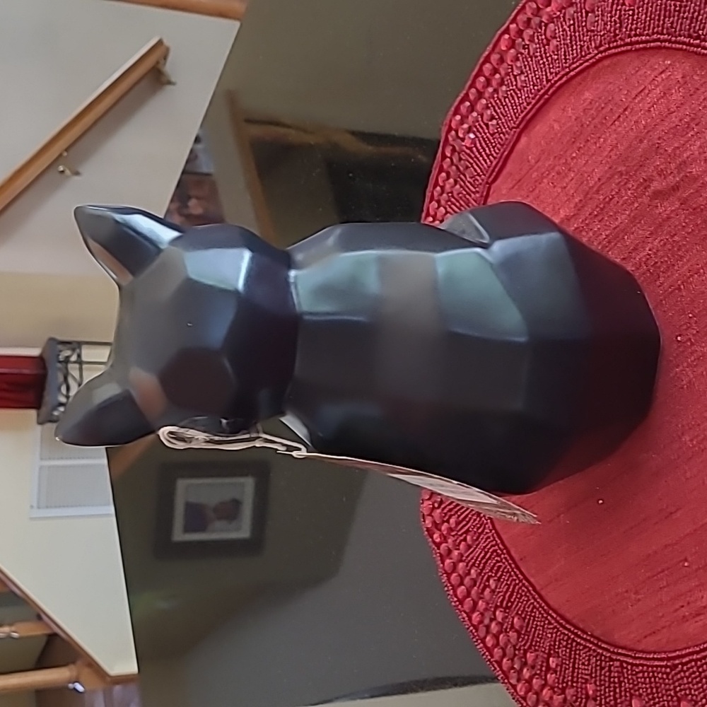Geometric Cat Statue - Picture 3 of 9